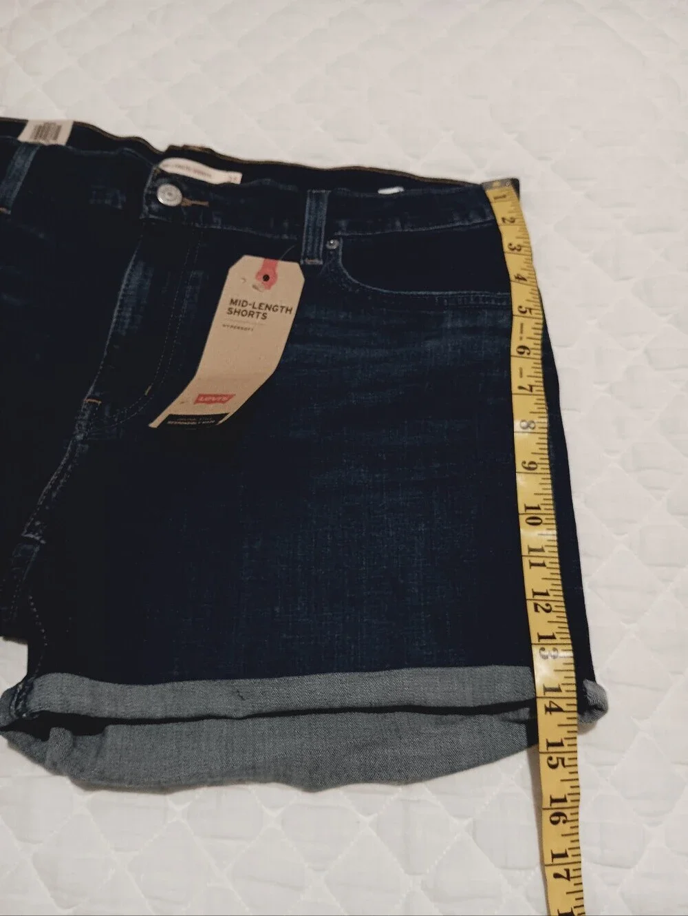 Levis Dark Wash Denim Roll-Cuff Women's Shorts Size 18